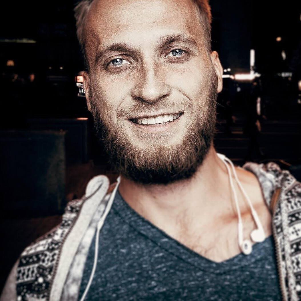 Dmitriy Zakharov (Ukraine)